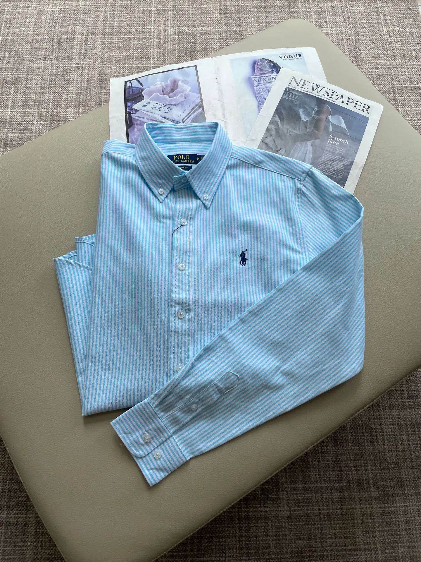 P220 🌸🌸🌸 POLO Ralph Lauren [High Quality] Classic shirt! The classic casual shirt made of pure cotton Oxford cloth has a unique design. It has a simple, clean and classic silhouette design. It is a versatile style that can be switched at will. The fabric feels soft and delicate, highly breathable, and is close to the skin and comfortable to wear. It can be worn alone as an inner layer. Its versatile performance is beyond your imagination! The upper body of the ready-to-wear is simple and classic yet elegant! Size:M-XXL